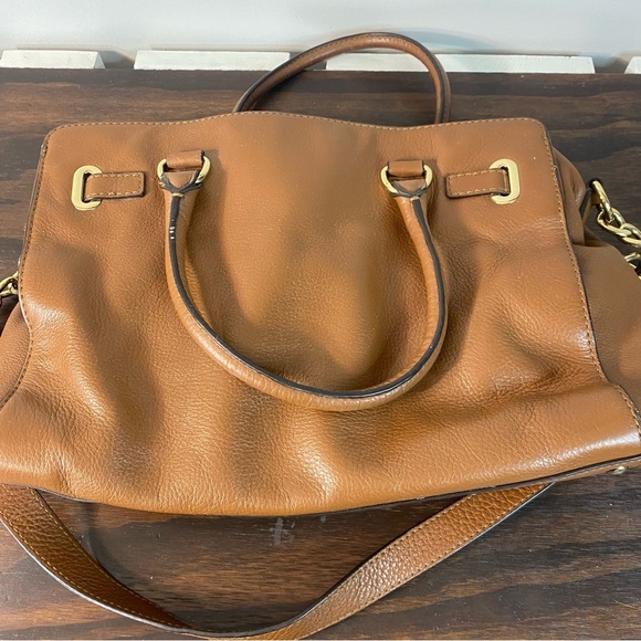 Michael Kors Women's Large Brown Leather Hamilton Crossbody Handbag - Picture 4 of 15